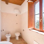 Masseria Perugini Bed and breakfast 3*