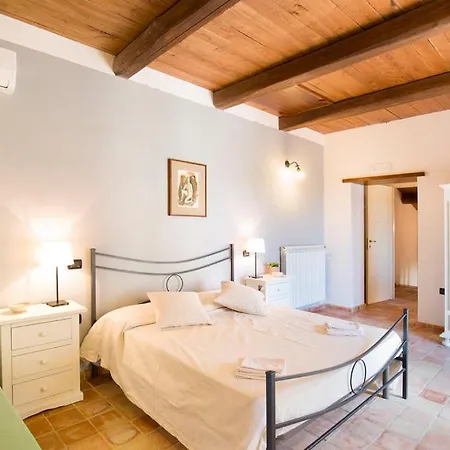 Masseria Perugini Oda ve Kahvaltı San Marco Argentano