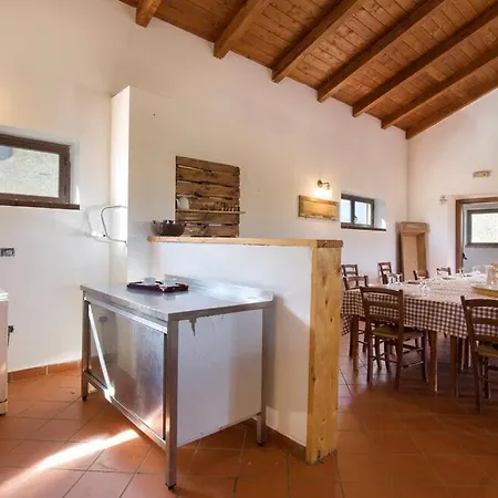 فندق مبيت وإفطار Masseria Perugini