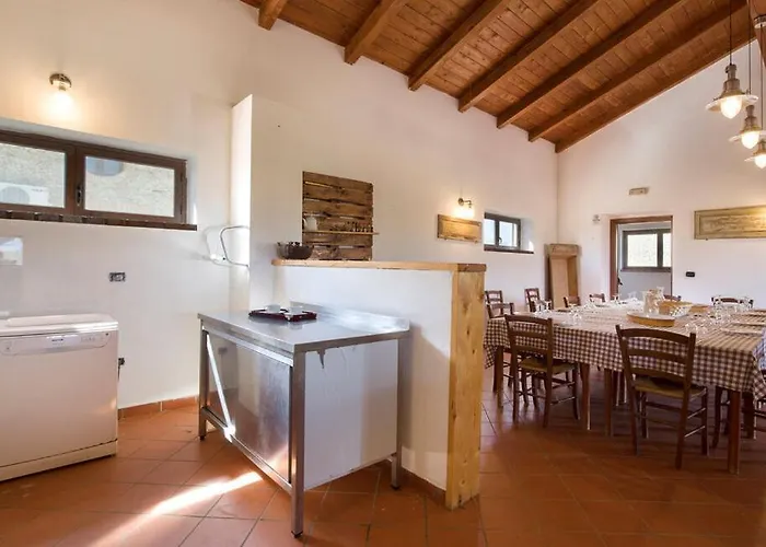 לינה וארוחת בוקר Masseria Perugini