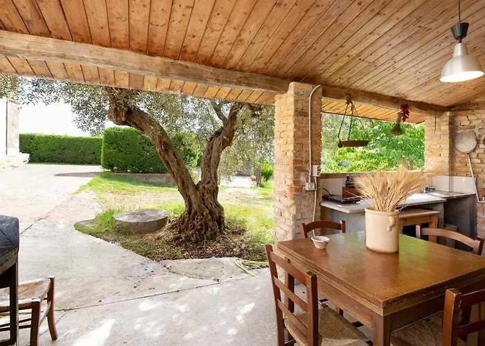 Masseria Perugini לינה וארוחת בוקר